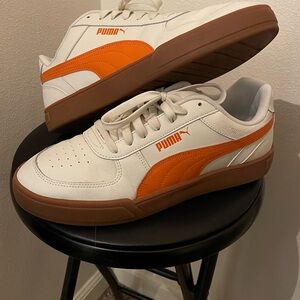 PUMA Men's White and Orange Sneakers
